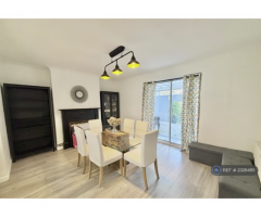 5 bedroom house in Steventon Road, London, W12 (5 bed) (#2326495) - Image 3/11